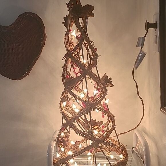 Conical Lighted Tree - Picture 10 of 10